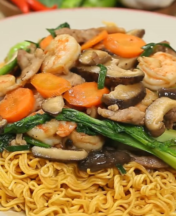 Mì Xào Hồng Kong